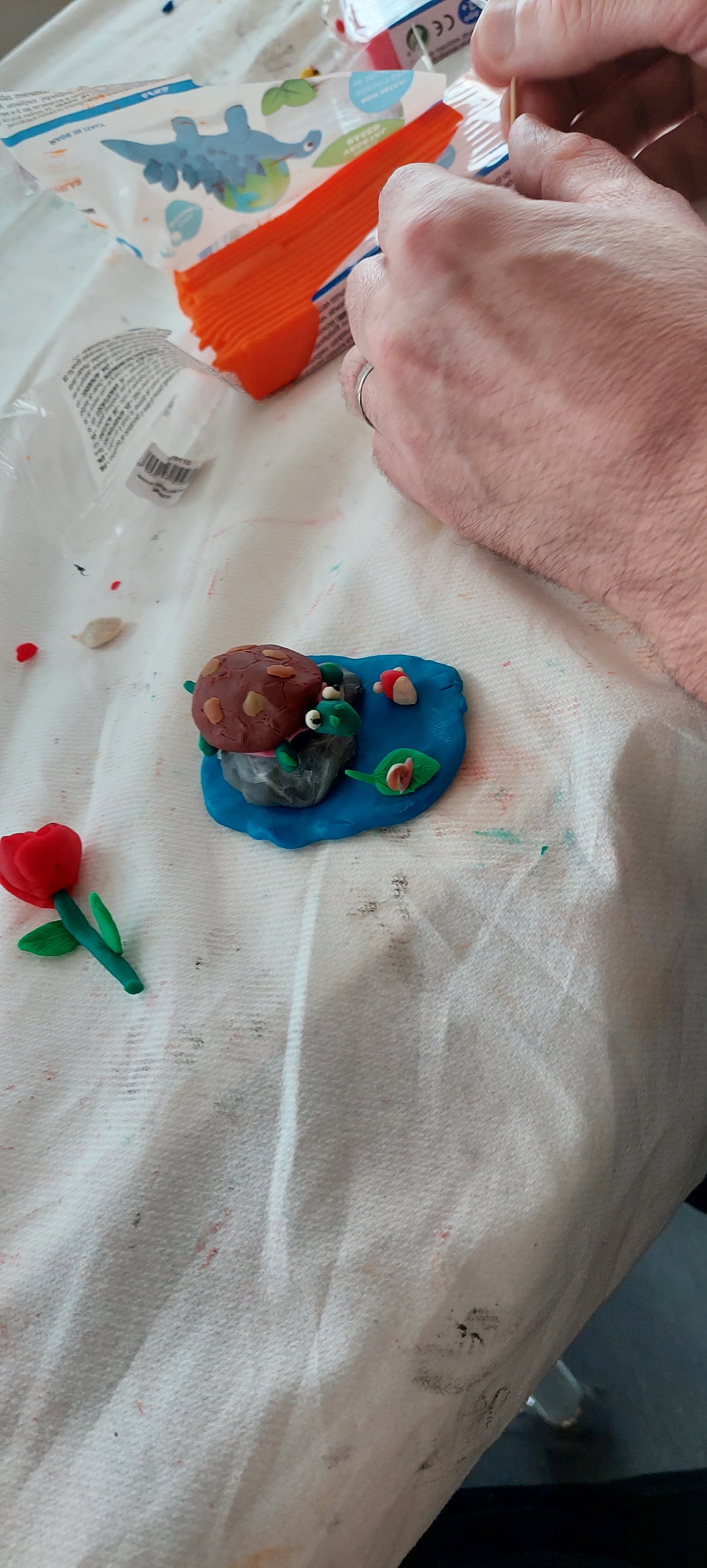 Performance live de Daniel Virgüez en public